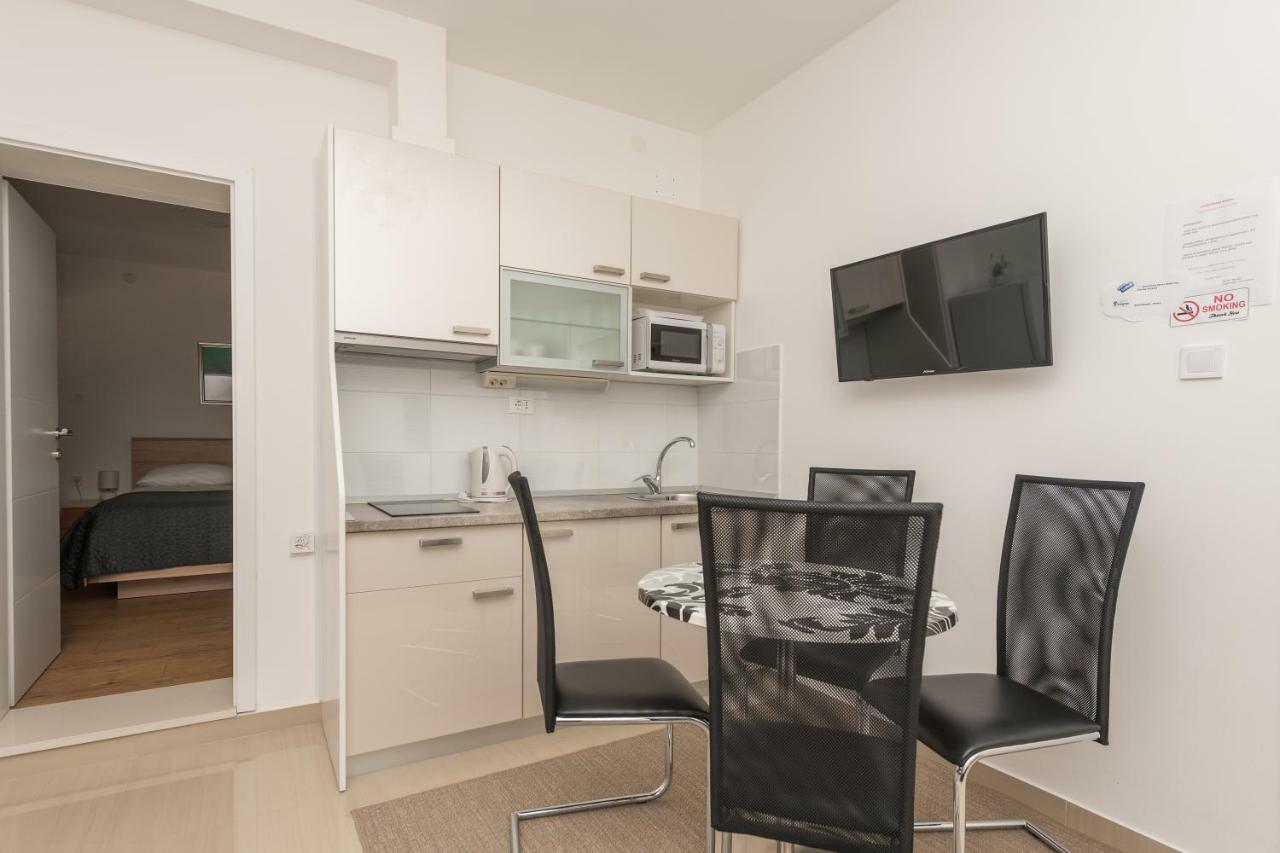 Apartmani Mona Μακάρσκα Εξωτερικό φωτογραφία